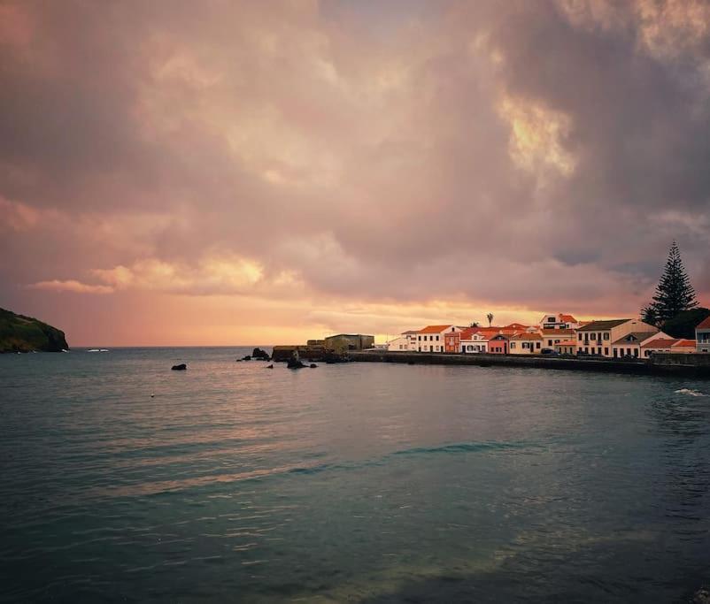 Relaxing House By The Beach - Casa Rosa أورتا المظهر الخارجي الصورة